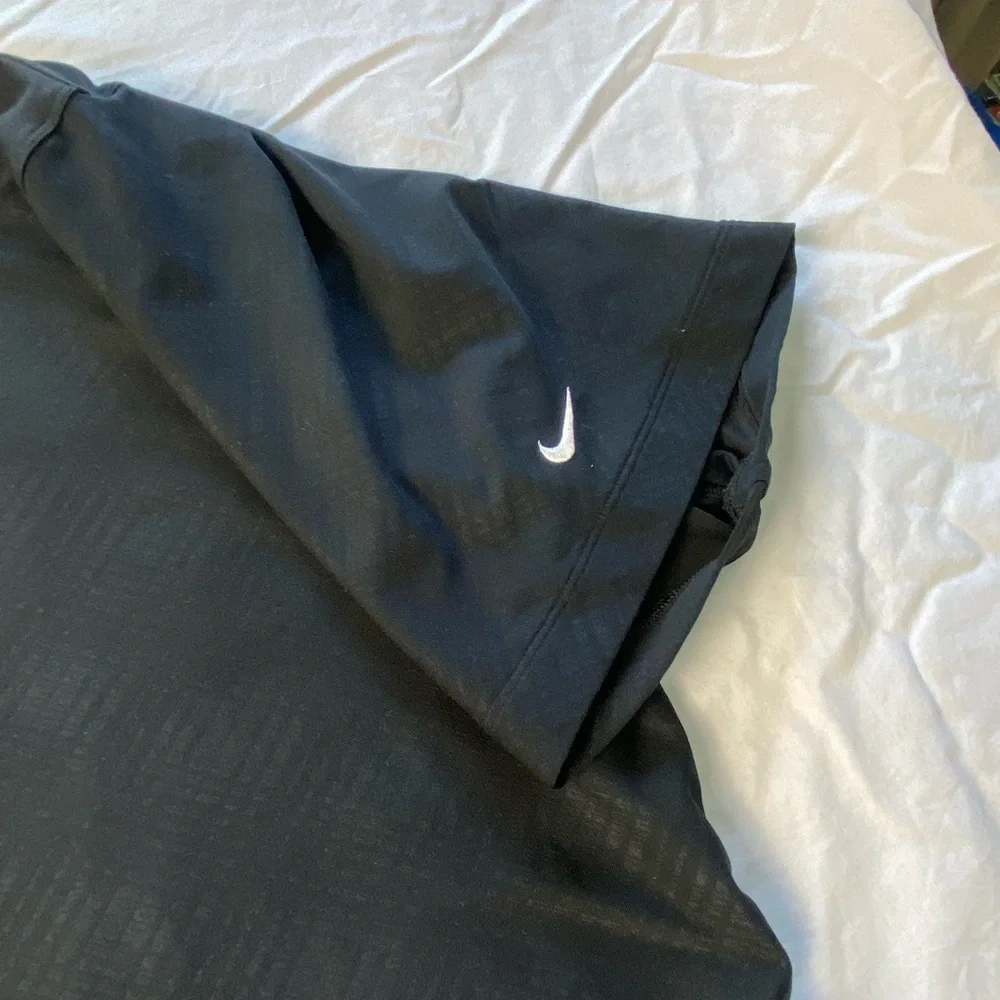 Nike golf Men's Black Polo Shirt XXLarge‎